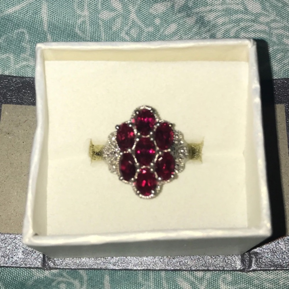 Women’s Ruby Ring